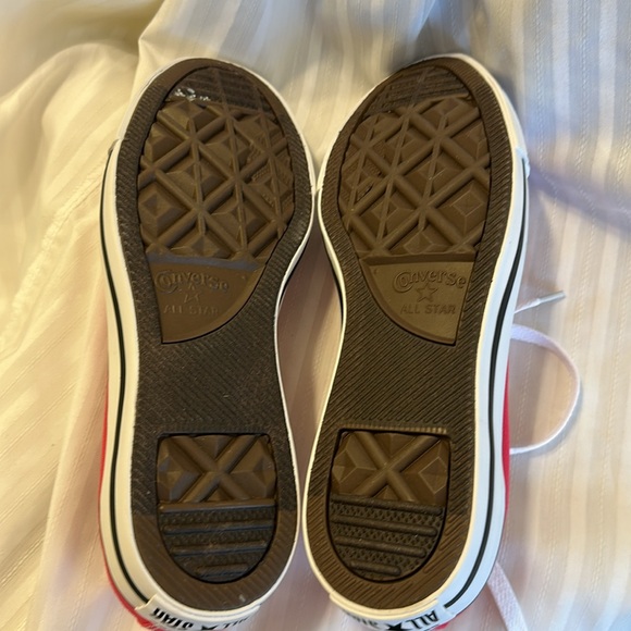 New Raspberry Pink Converse - Picture 5 of 7